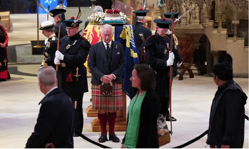 Le cercueil de la reine Elizabeth II est au Palais de Buckingham | Sunday Times